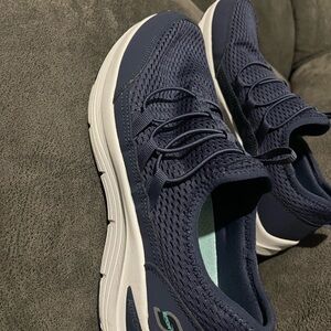 Skechers Women's Navy Blue Sneakers